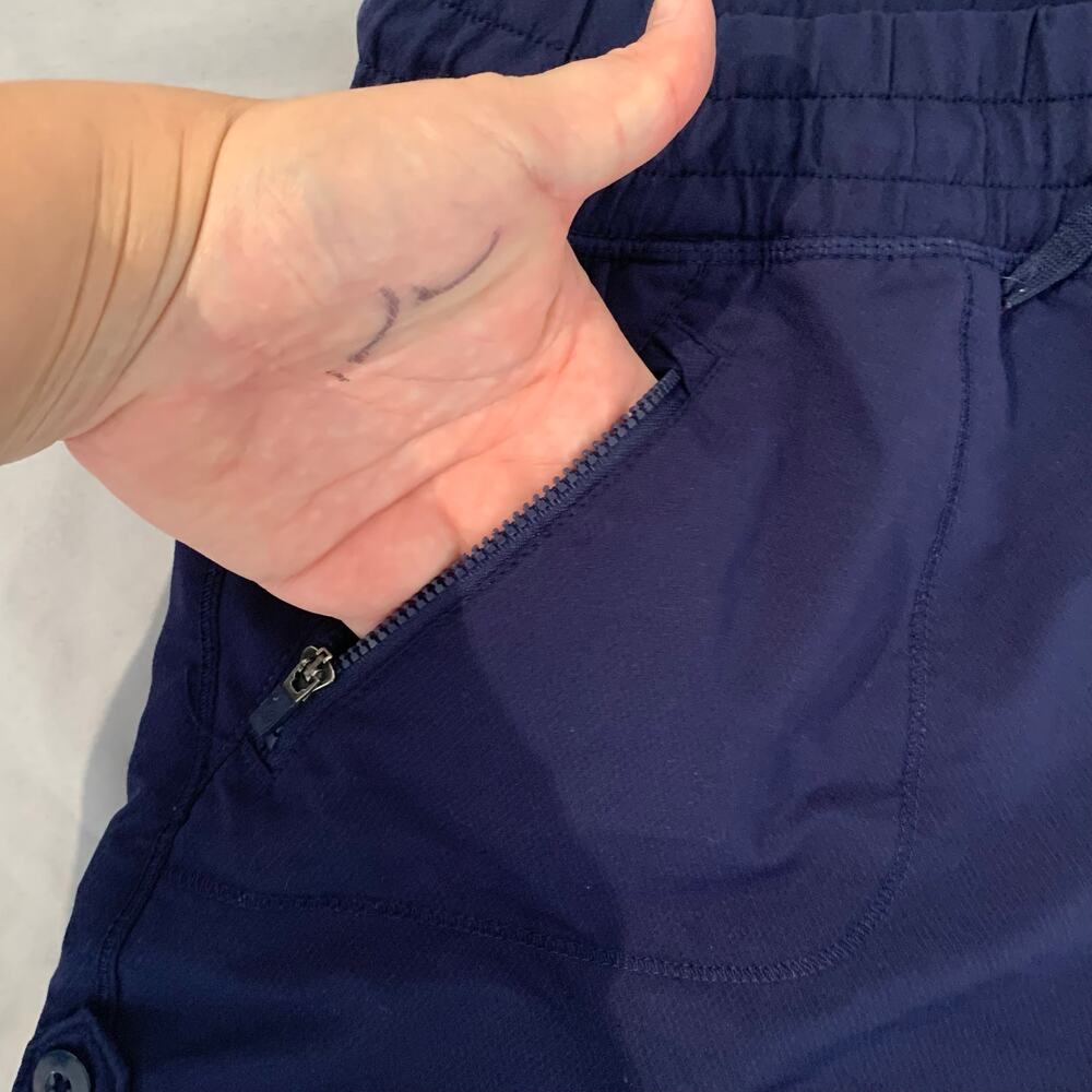 Tangerine Navy Blue Athletic Shorts
Zipper Pockets & Rolled Cuffs Size Medium - Picture 5 of 12